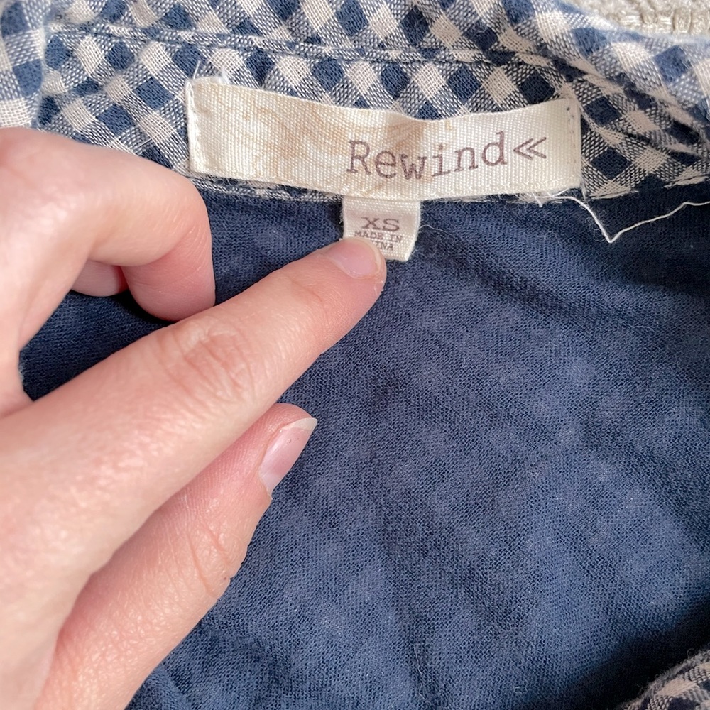 Gingham Top - Picture 4 of 4